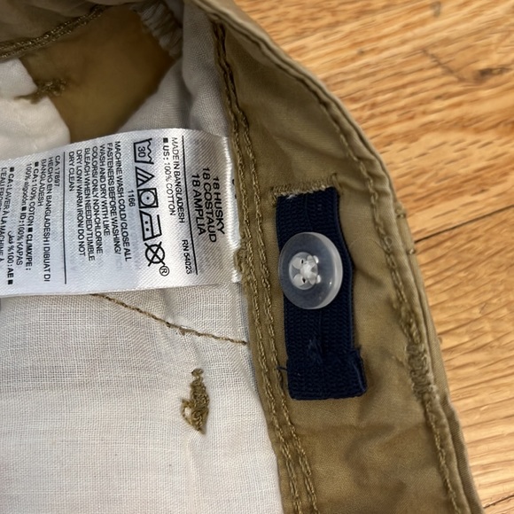 Old Navy 18 Husky Cargo Shorts NWT - Picture 4 of 6